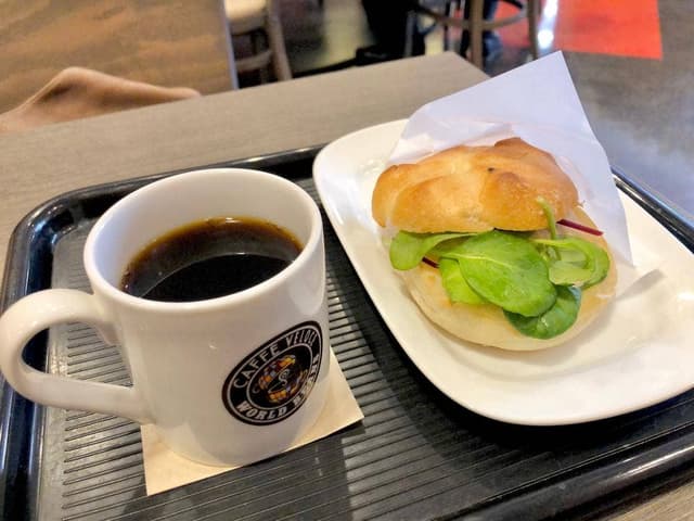 カフェ・ベローチェ 浅草橋駅西口店 - サブ画像1