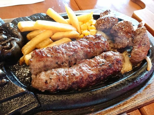 ブロンコビリー 徳重店 - サブ画像1