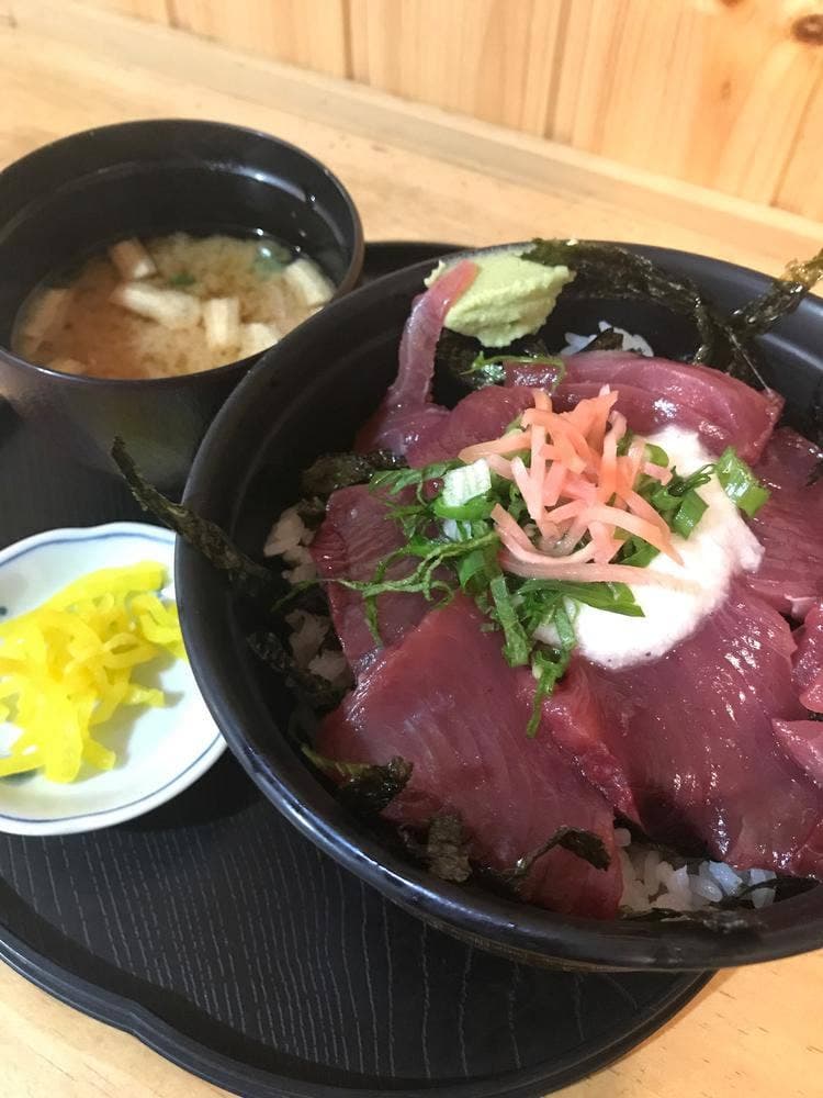 市場のめし屋 浜ちゃん