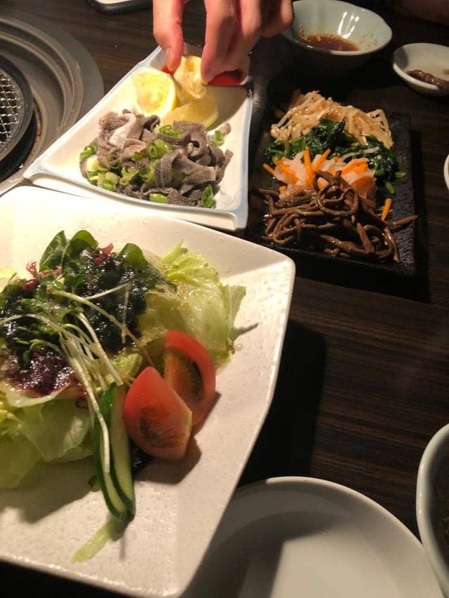 焼肉元 花園駅前店 - サブ画像1