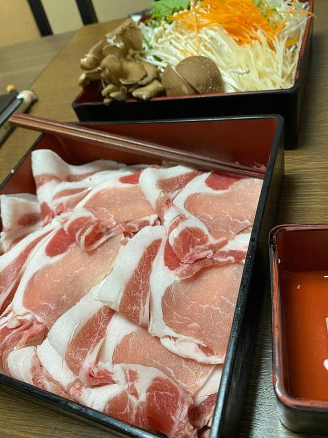 神戸牛・鍋料理 すみれ茶屋 - サブ画像2
