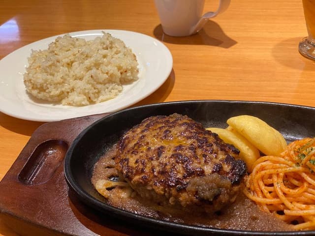 ステーキ宮 上田店 - サブ画像2