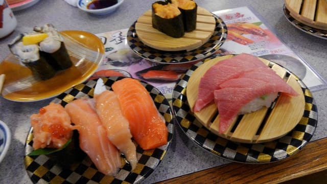 回転寿し 銀次郎 北広島店 - サブ画像1