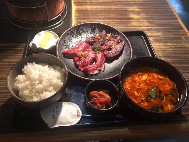 炭火焼肉 七輪房 稲田堤店 - サブ画像3
