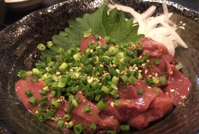 溶岩焼と焼鳥の店 鶏富士 - サブ画像2