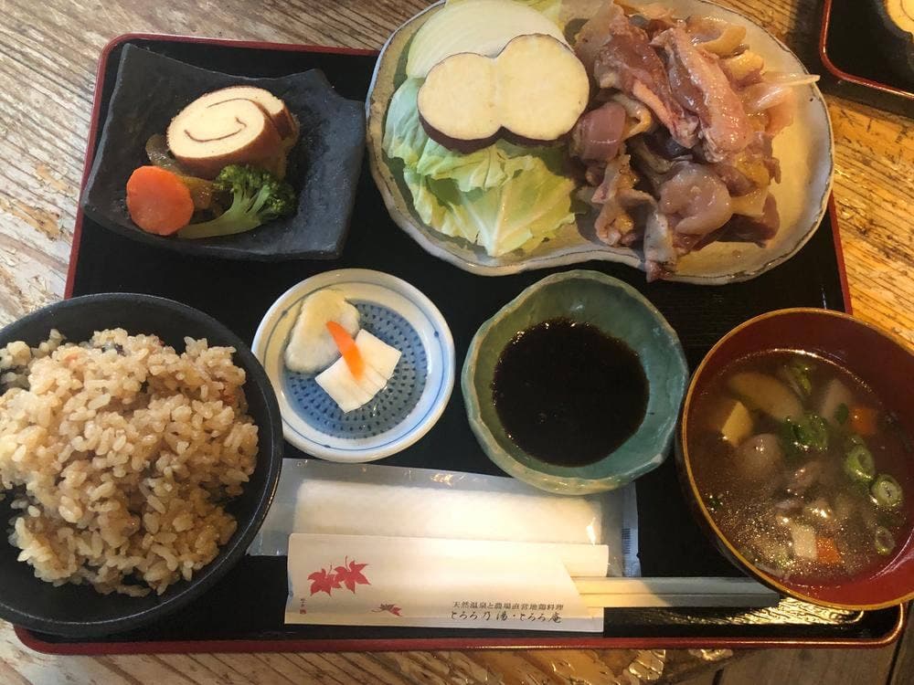 とろろ庵