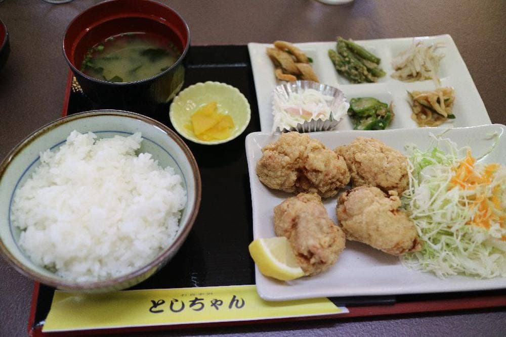 お食事&居酒屋 としちゃん