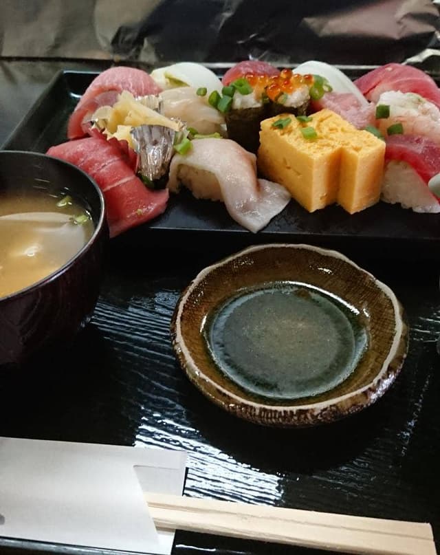 寿司割烹 はる美 - サブ画像1