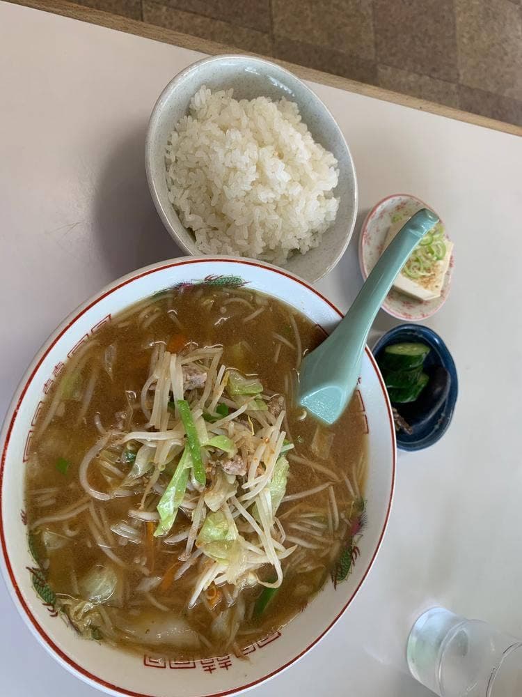 黄金食堂