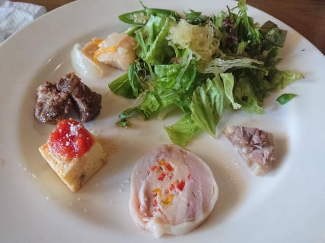 グローブガーデン・ナーノ 西神中央店 - サブ画像1