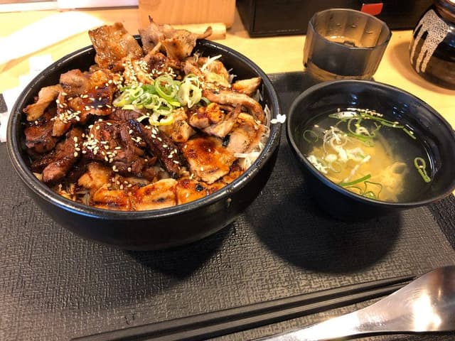 西宮肉劇場 - サブ画像1