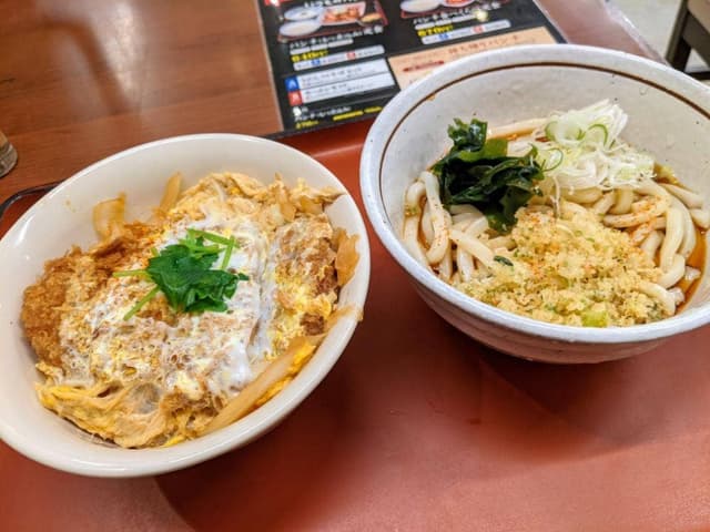 山田うどん 大門店 - サブ画像2