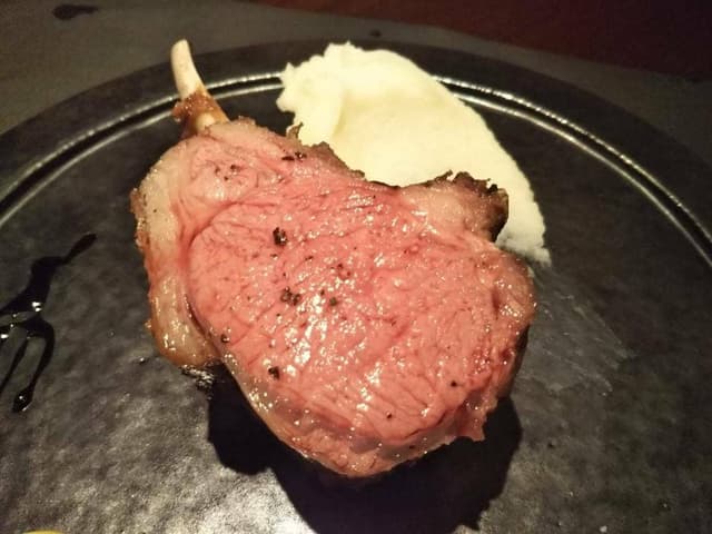 炭焼きステーキとワイン obiobi - サブ画像1