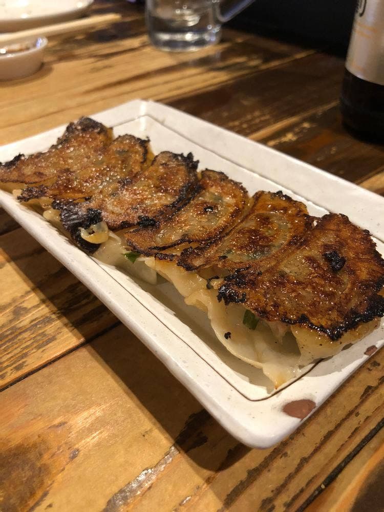 餃子家よこじい