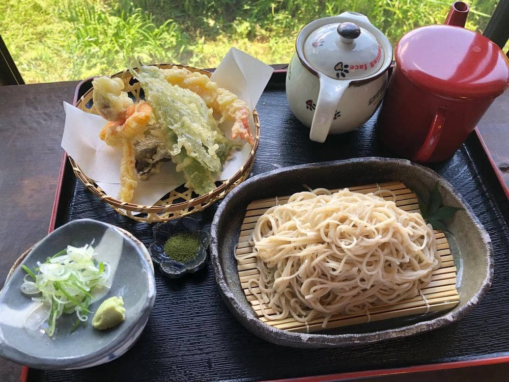 そば・山菜洞 しを里
