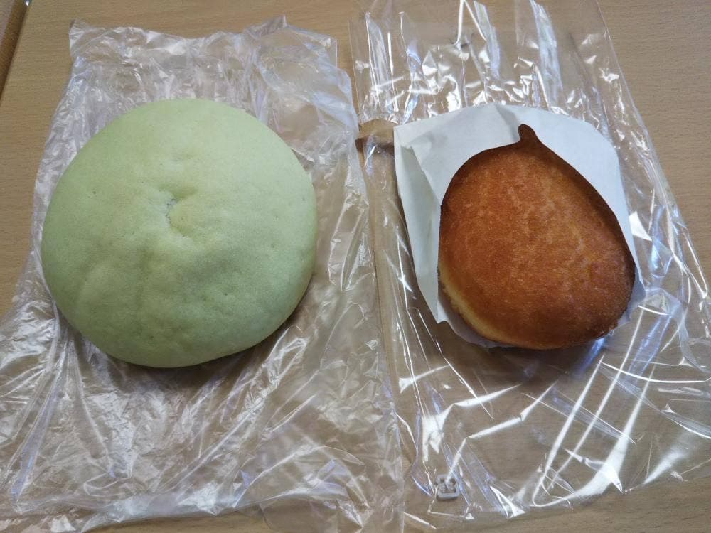 焼きたてパン処