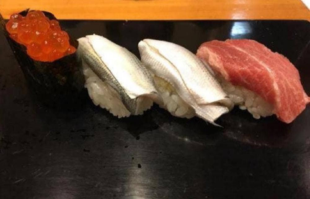 すし屋の弥助