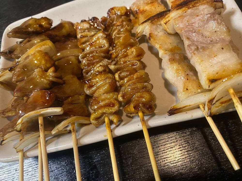 やきとり 赤兵衛 大名本店