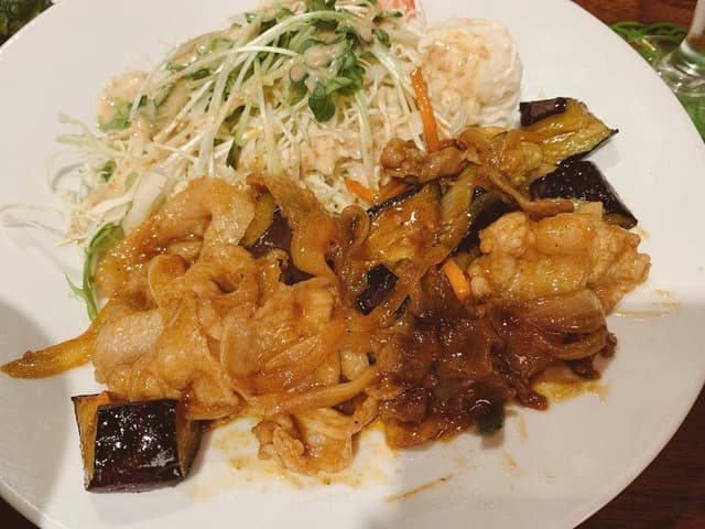 TOM's 珈琲 昭和町店 - サブ画像1