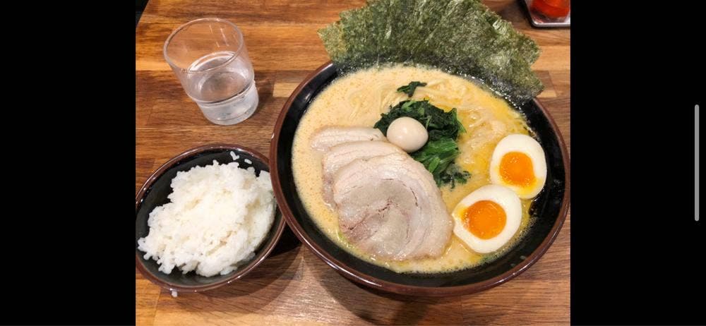 横浜家系ラーメン たくみ家 水戸南店