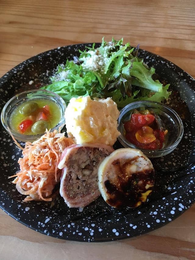 Necojaraci - サブ画像1