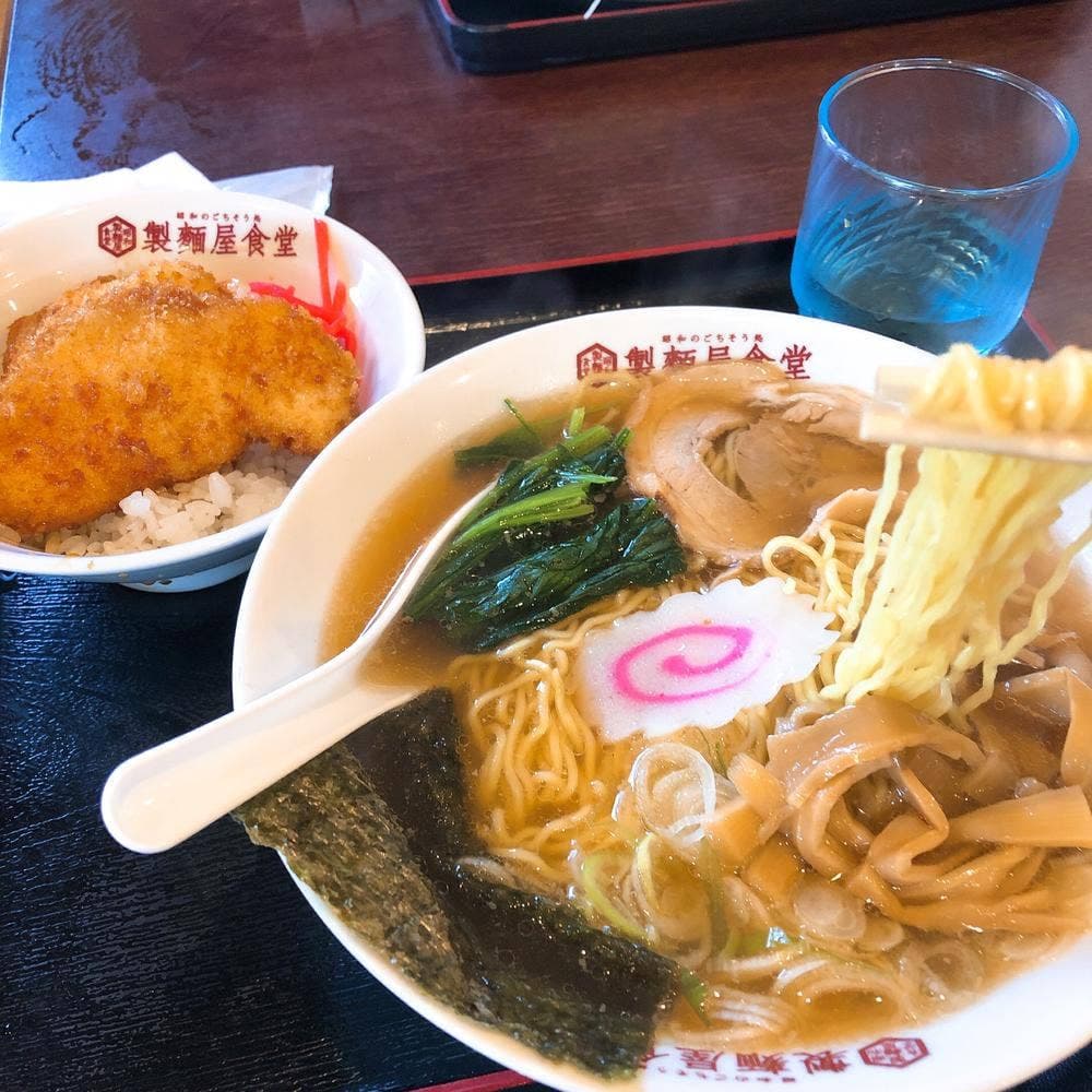 製麺屋食堂 聖籠店