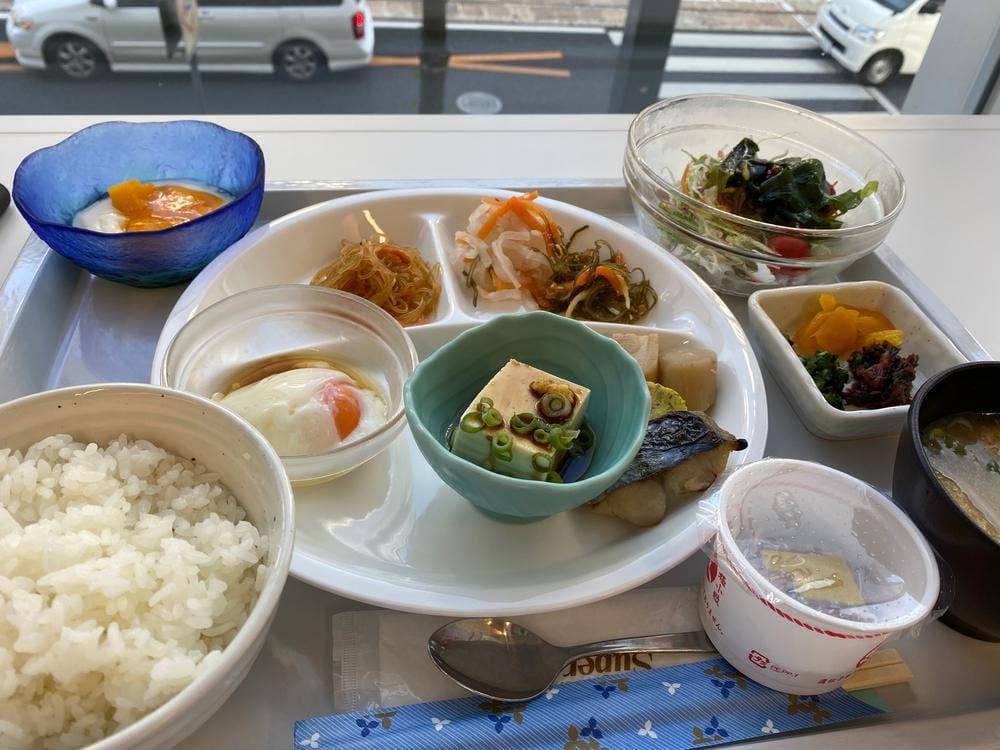 レストラン Vista Cafe ホテルビスタ広島