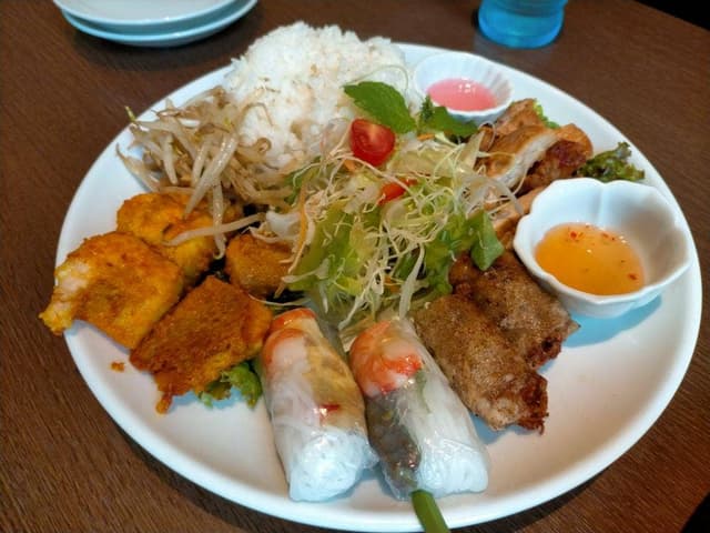 ドンコーイアジアンキッチン - サブ画像2
