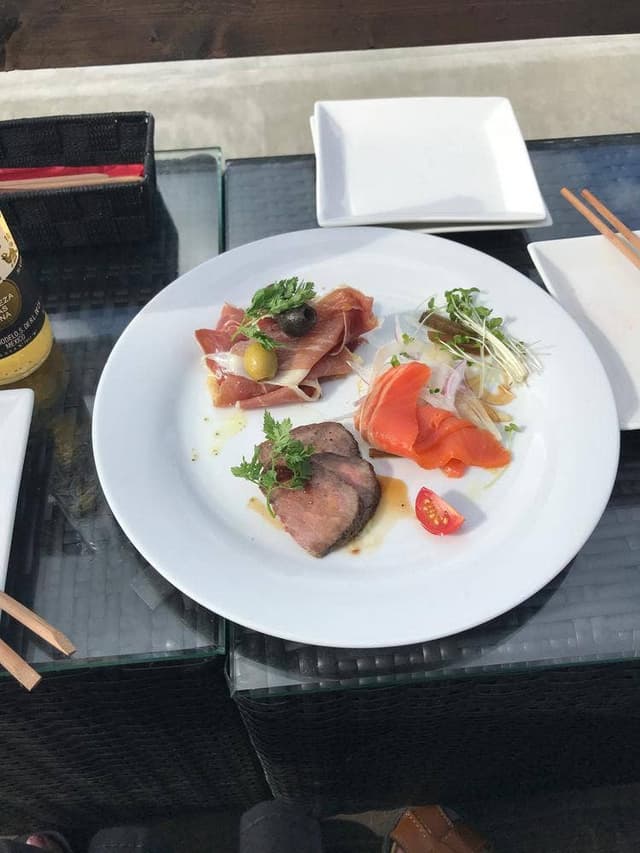 SUNSET CAFE&DINING BBeach - サブ画像1