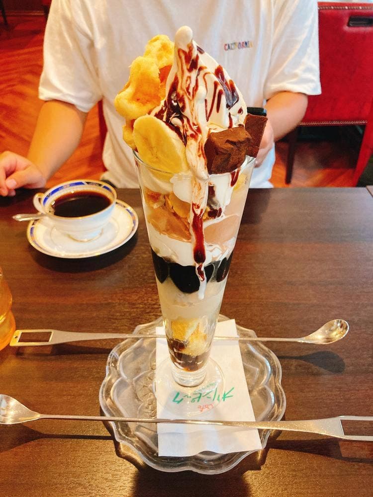 カフェ オリンピック
