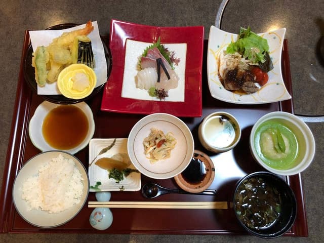 憩いの料亭 白竜湖 - サブ画像1