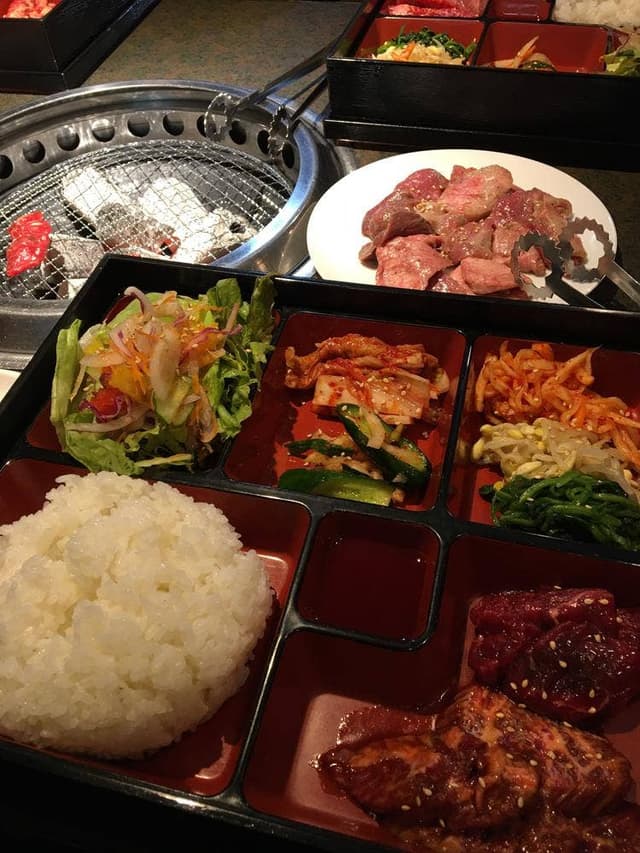 炭火焼肉 稔台苑 - サブ画像3