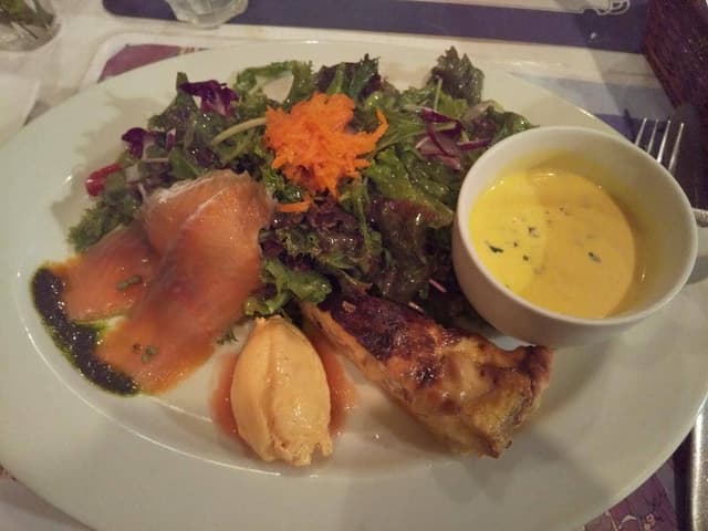 ワインビストロ エストラゴン - サブ画像1