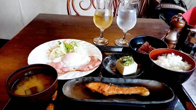 PETIT BONHEUR ホテル三吉野別館 - サブ画像2