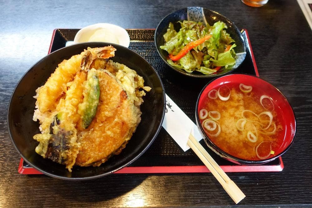 まぐろ亭 和楽