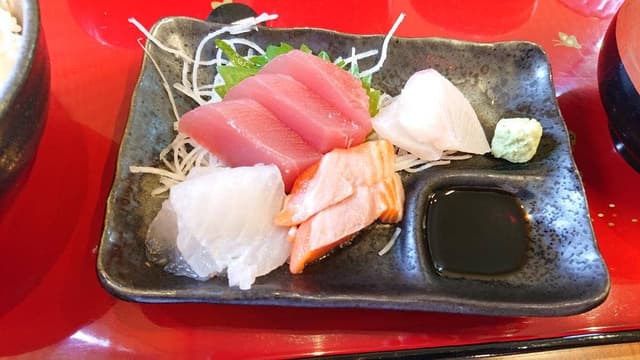 魚屋の家めし まるこ - サブ画像2