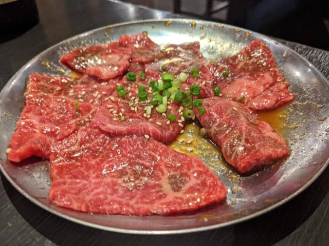 七輪炭火焼肉 味ん味ん 稲城若葉台店 - サブ画像1