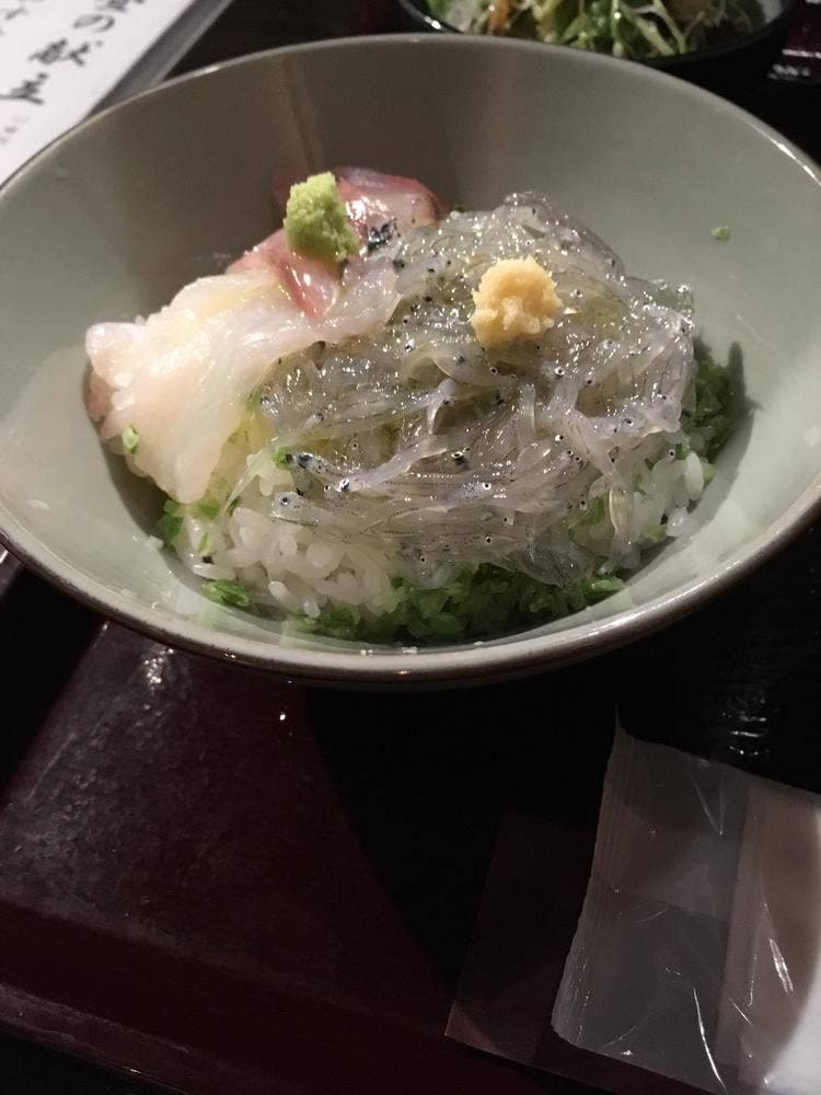 越後地酒と炭火旬彩 へぎそば あやかり鯛