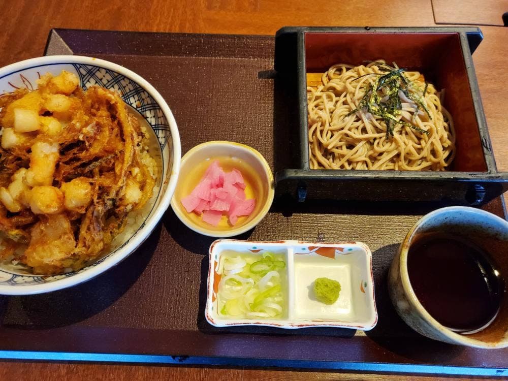 万さく 高岡駅南店