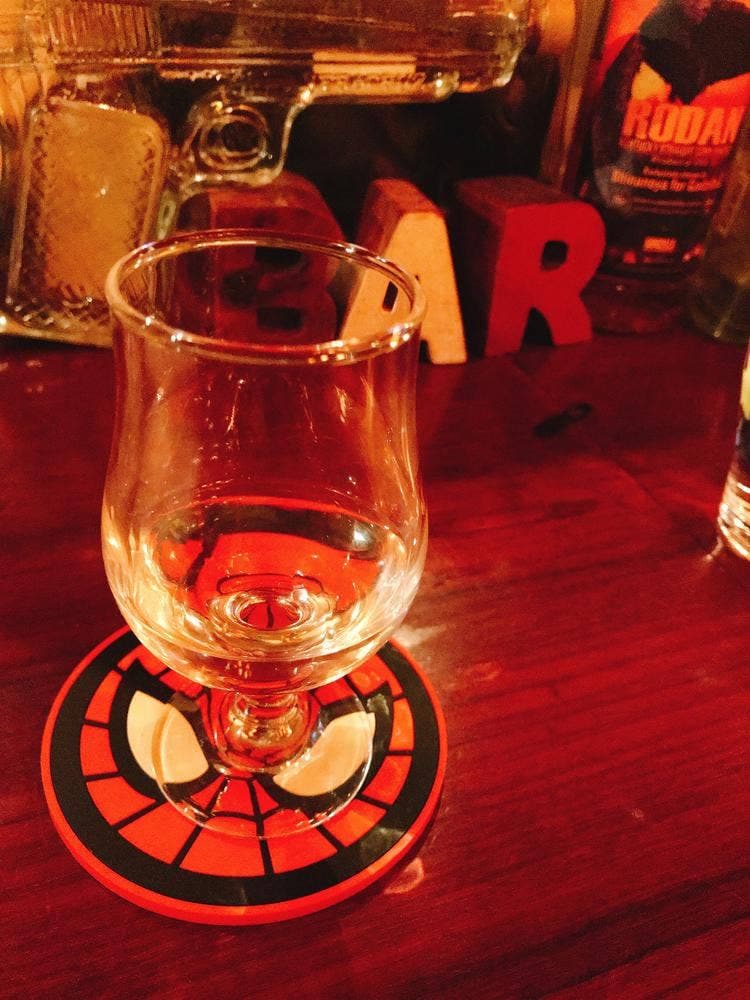 r BAR