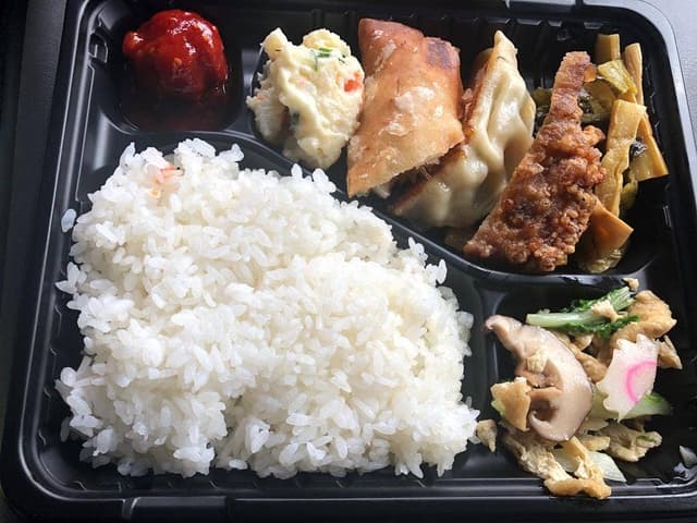 台湾総菜 宮崎商店 - サブ画像1