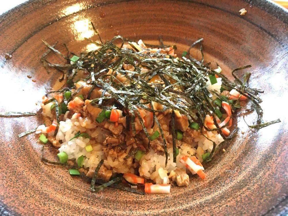 YASUMARUごはんcafe