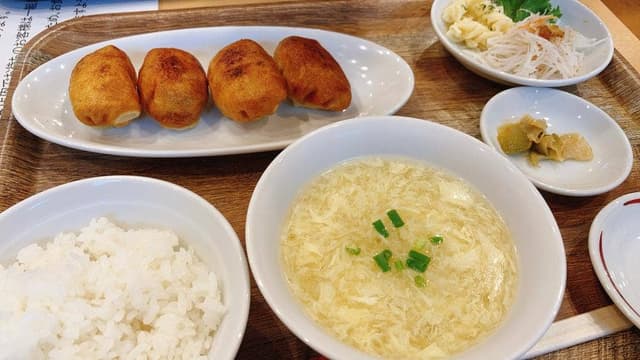 ホワイトギョーザ サガノ家 - サブ画像2