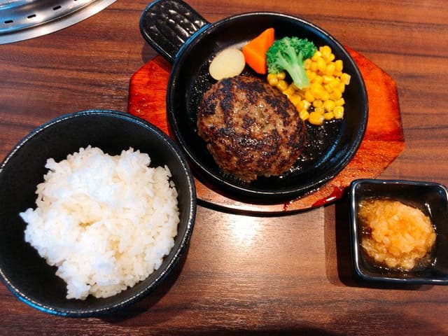 佐賀牛レストラン 佐が家 させぼ五番街 - サブ画像1