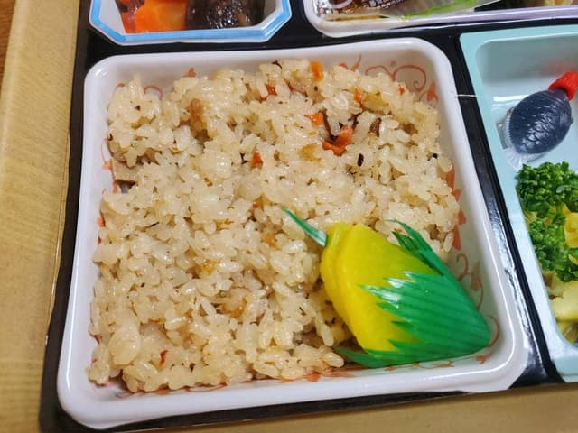 和食・洋食 潮騒 - サブ画像1