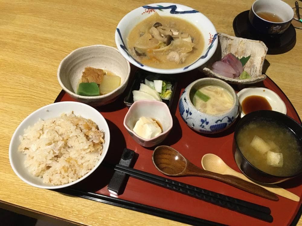 和彩しもたに