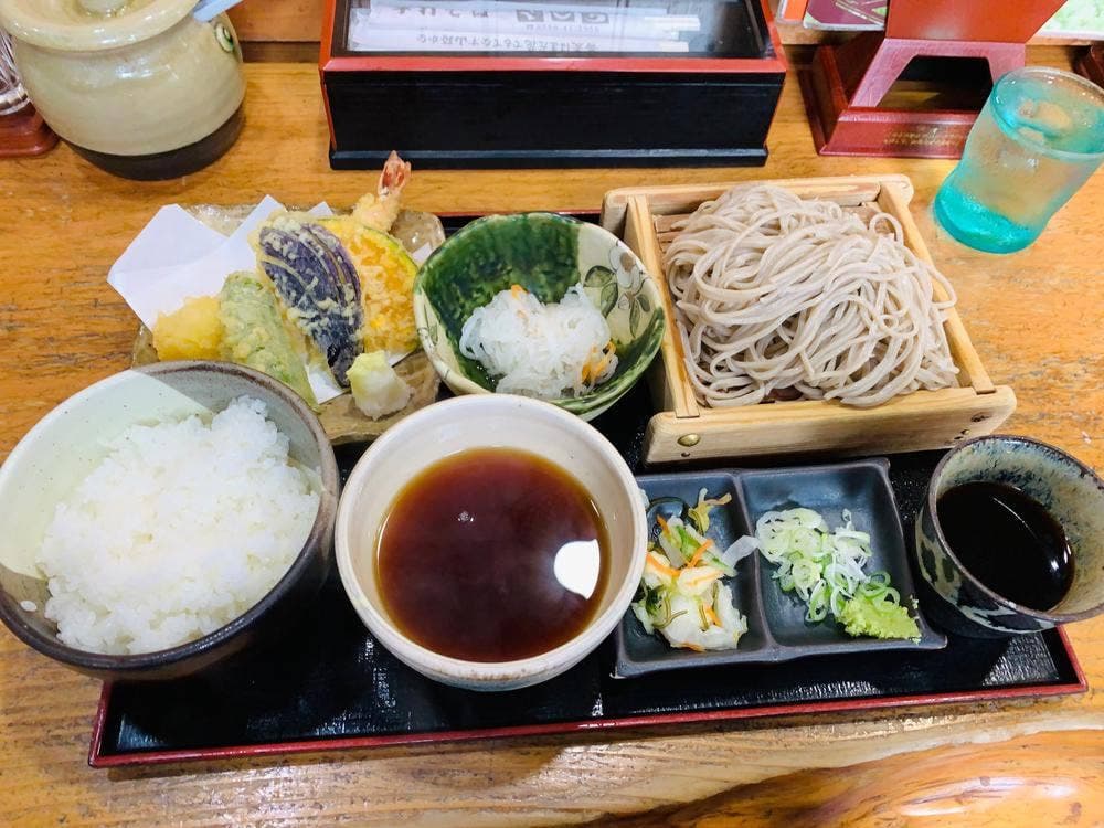 やしろ