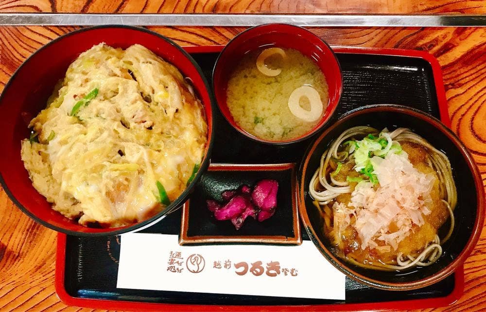 越前 つるきそば 本店