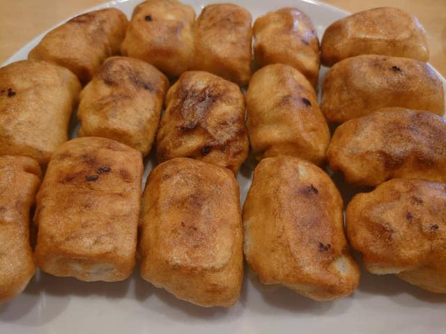 ホワイトギョーザ サガノ家 - サブ画像1