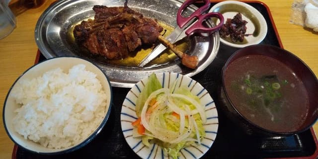 焼鳥・骨付鳥 田中屋 - サブ画像2